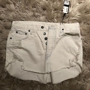 White Carmar Jean shorts